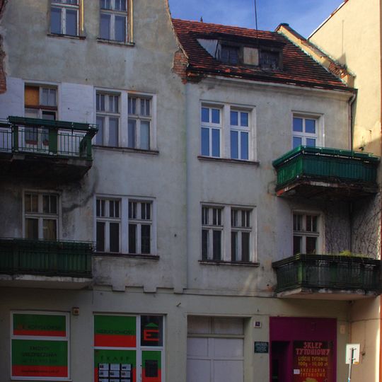 5 Niepodległości Street in Leszno