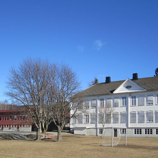 Kilde skole