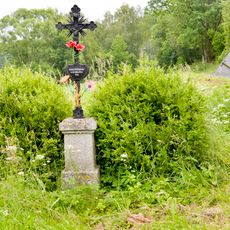 Wayside cross by Maňovický rybník
