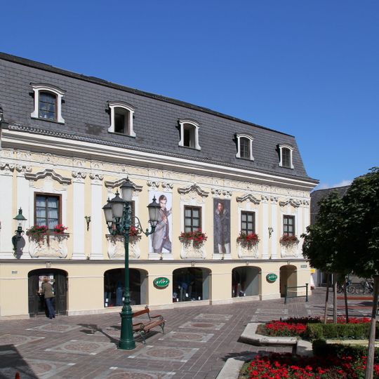 Town house Rathausplatz 3