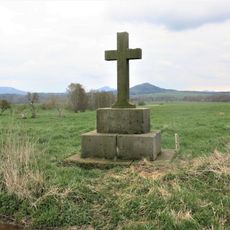 Grohmannův kříž u polní cesty jižně od Cvikova