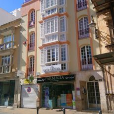 Edificio de la farmacia Santo Domingo