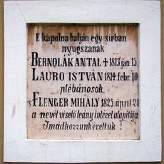 Kaplnka sv. Trojice, hrob s tabuľou