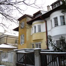 Dva dvoudomy v ulici Goetheho