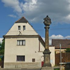 Sloup se sousoším Piety