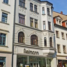 Wohn- und Geschäftshaus Erbische Straße 11