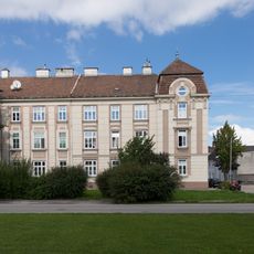 Wohnhaus, Teil einer Gebäudegruppe