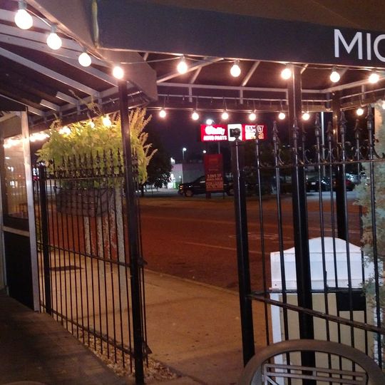 Michael's Bar and Grill