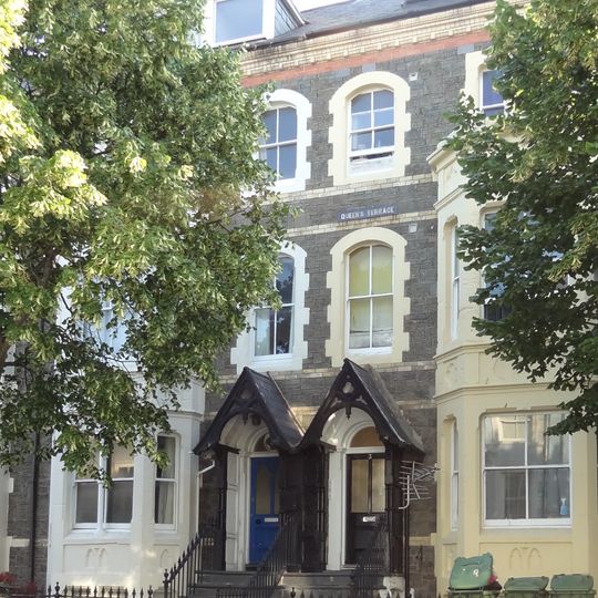 No.5 Queen's Terrace, Queen's Road