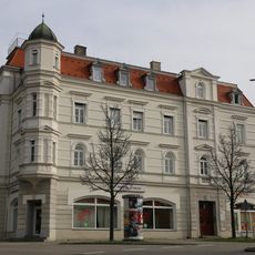 Innere Neumarkter Straße 1