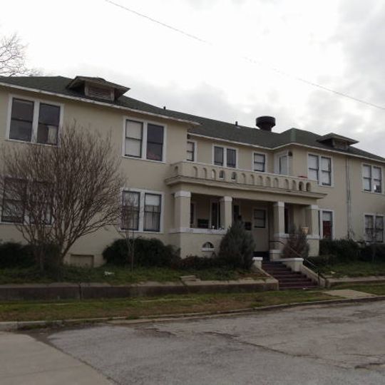 Leuda-May Historic District