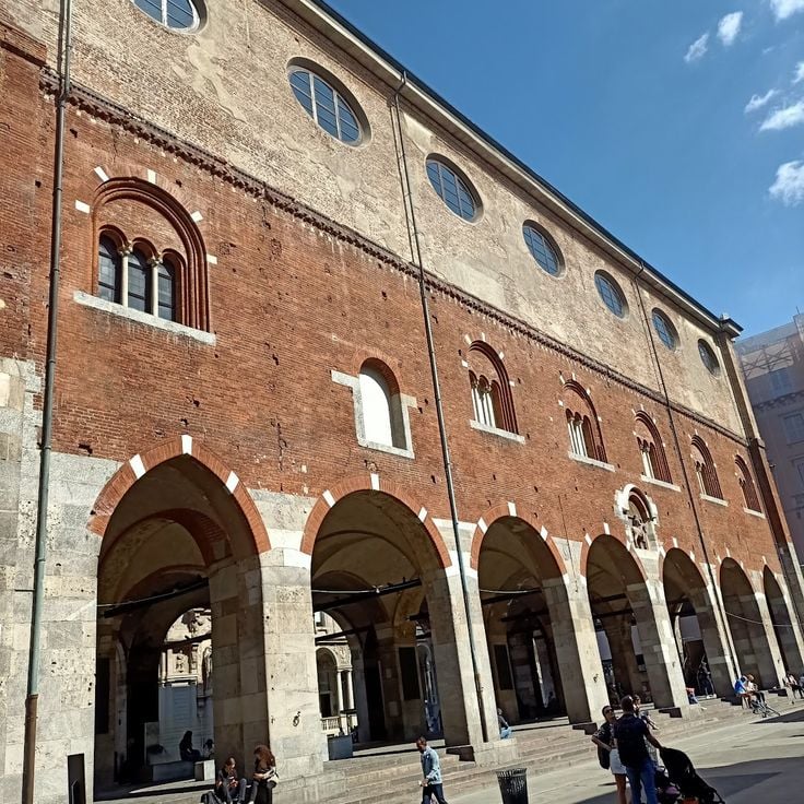 Piazza Mercanti