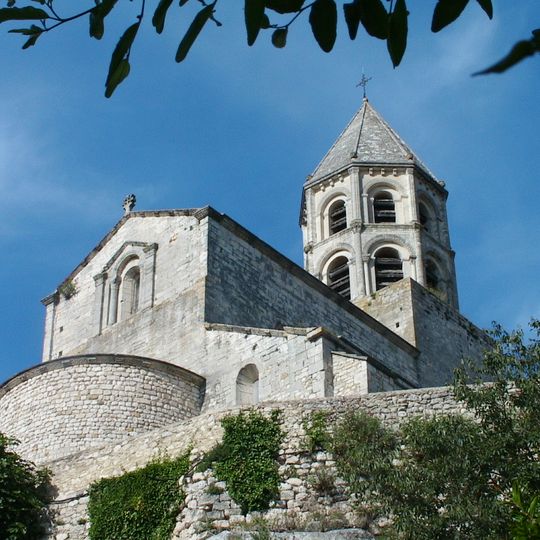 Église Saint-Michel de La Garde-Adhémar