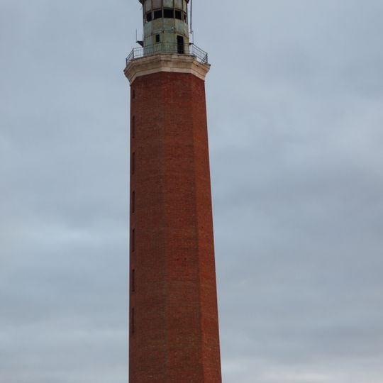 Четырёхбугорный маяк