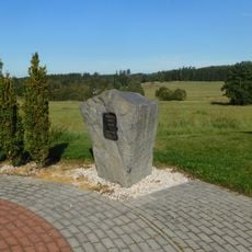 Pomník obětem válek a bezpráví v Kolové