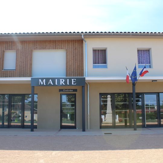 Town hall of Montracol