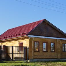 Дом, в котором родился и провёл свое детство И.М. Балаков — профессиональный революционер, казненный в 1912 г. царскими властями (Чернцы)