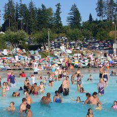 Wild Waves Theme Park