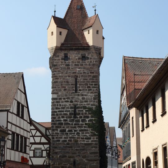 Fehnturm, Torturm des ehemaligen Unteren Tores