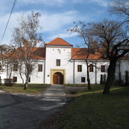 Vodný hrad, kaštieľ, archív