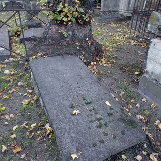 Grave of Bernier