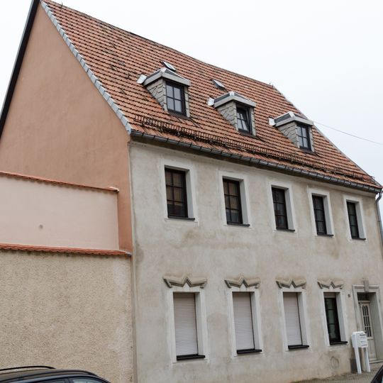 Wohnhaus in geschlossener Bebauung Enge Gasse 11