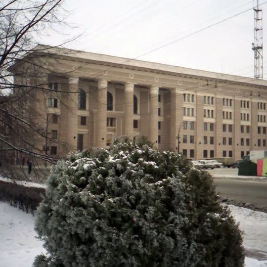 Здание в стиле классицизм