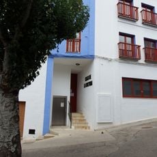Casa de la Cultura y Gimnasio building in Chelva