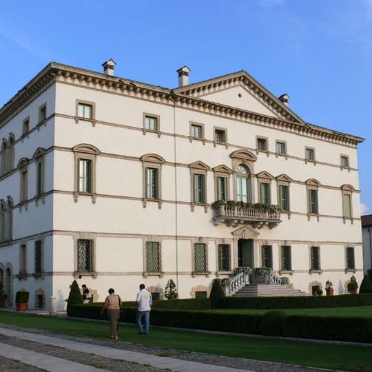 Villa Vecelli, Cavriani