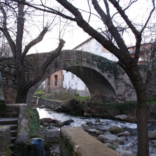 Fuente Chiquita bridge