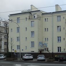 Kamienica przy ulicy Filtrowej 71