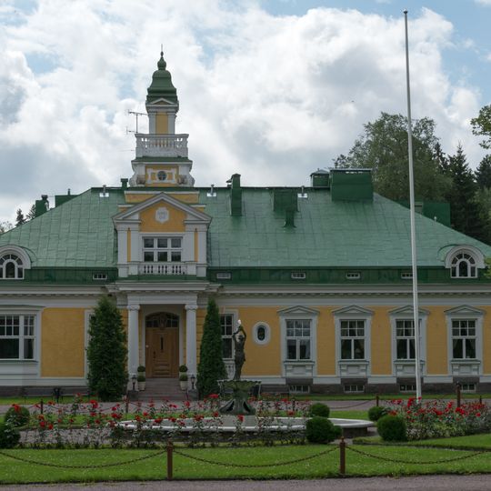 Hirvihaara country seat