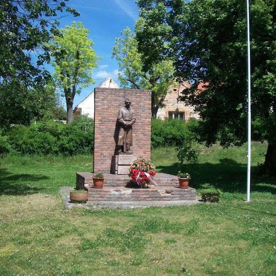 Pomník padlým v Chotíkově