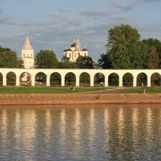 Вид на Ярославово дворище и Волхов