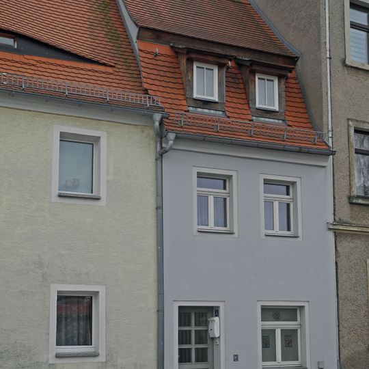 Wohnhaus in geschlossener Bebauung Burgstraße 4