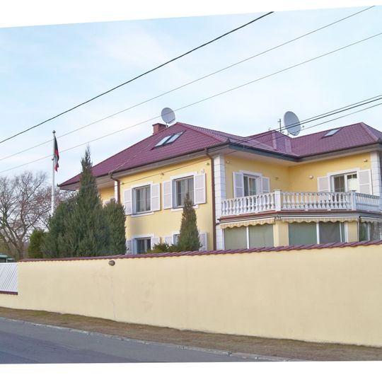 Willa na ulicy Usypiskowej 14 w Warszawie