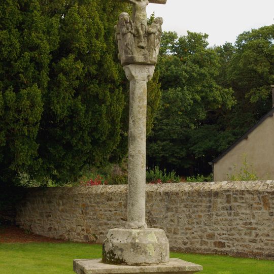 Calvary of Église Saint-Louis de Treffrin