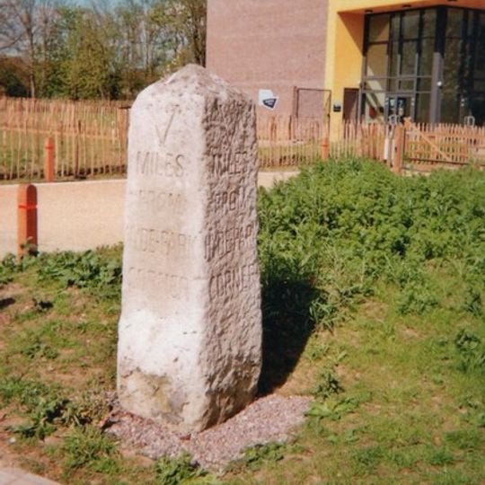 Milestone, Lower Richmond Road