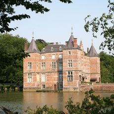 Anvaing Castle