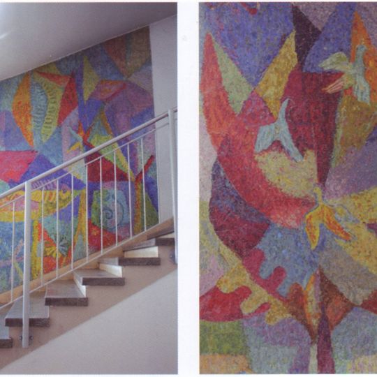 Kunst-am-Bau: Wandmosaike von Wilfried Kirschl an der Volksschule