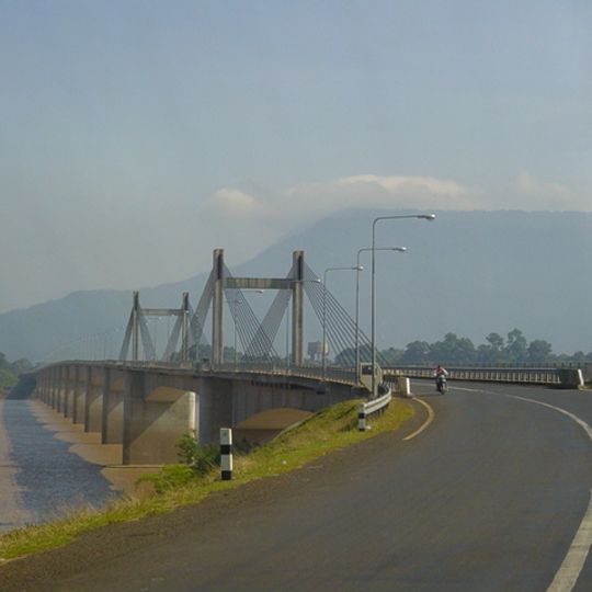 Ponte di Pakse