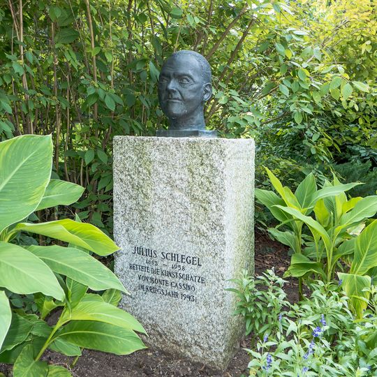 Julius-Schlegel-Denkmal