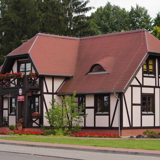 Dworek myśliwski, ob. Muzeum Narodowe Rolnictwa