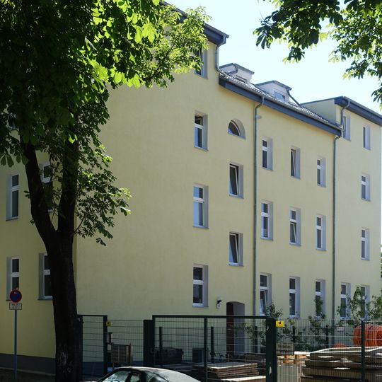 Mietshaus & Remise Bürgerstraße 8 & 9