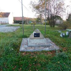 Památník Československého Ponny Expresu ve Stříbrné Lhotě