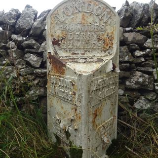 Milepost 4 Metres South Of Newhaven House Hotel At Ngr Sk 166 597