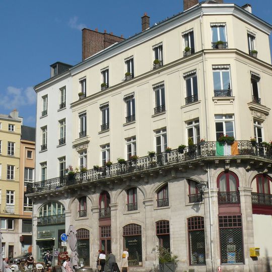 Immeuble, 2, 4 rue Saint-Romain