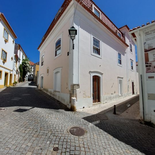 Casa na Travessa do Pacheco, 6 e 8