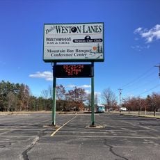 Dale's Weston Lanes