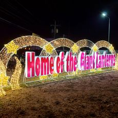 Paskuhan Village